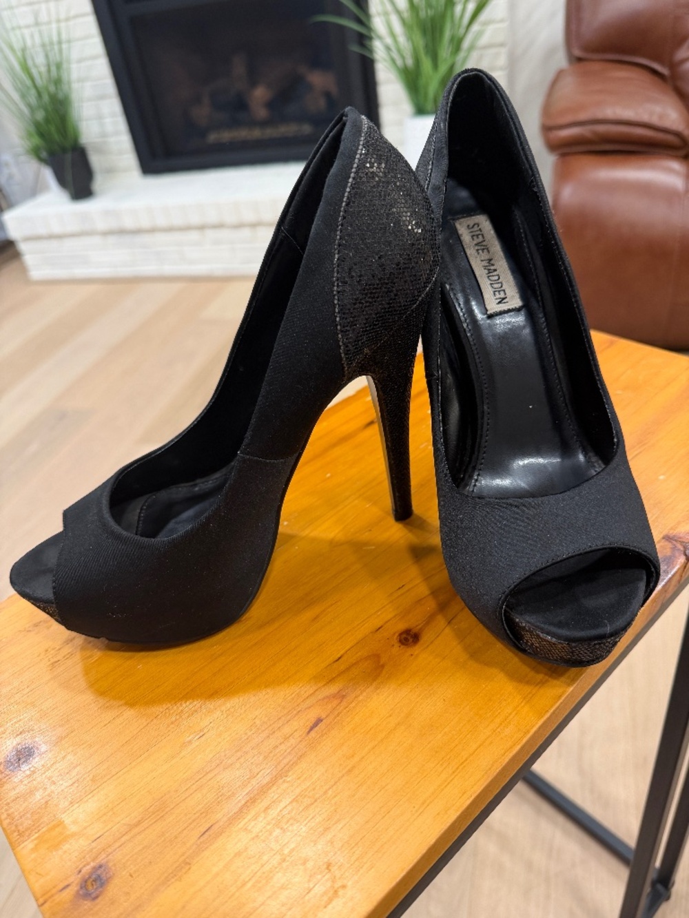 Steve Madden Black Peep Toe Platform Stiletto Pumps Sparkle Heels Size 8.5